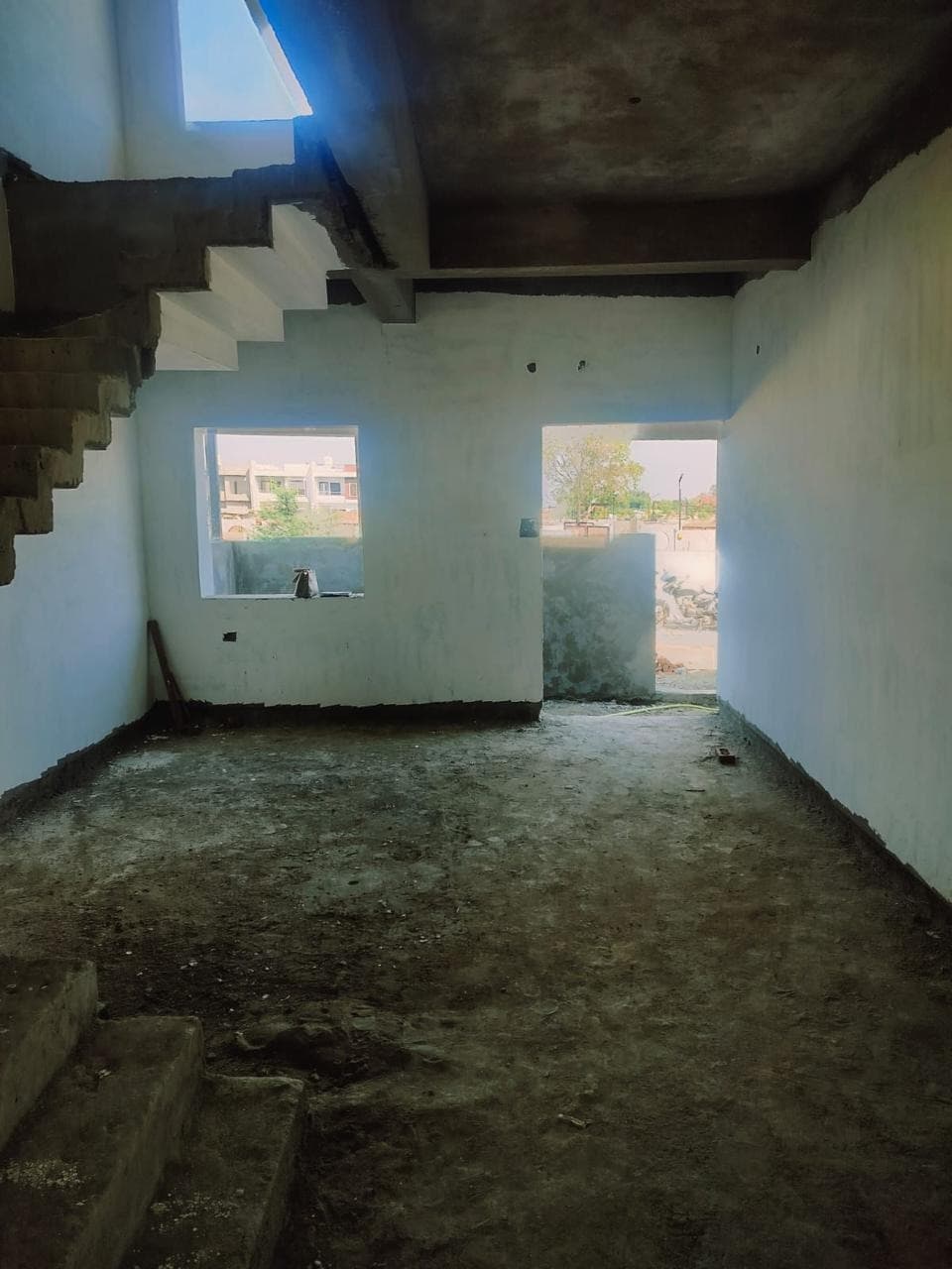 Bare shell duplex handover prior to turnkey execution in Bhopal